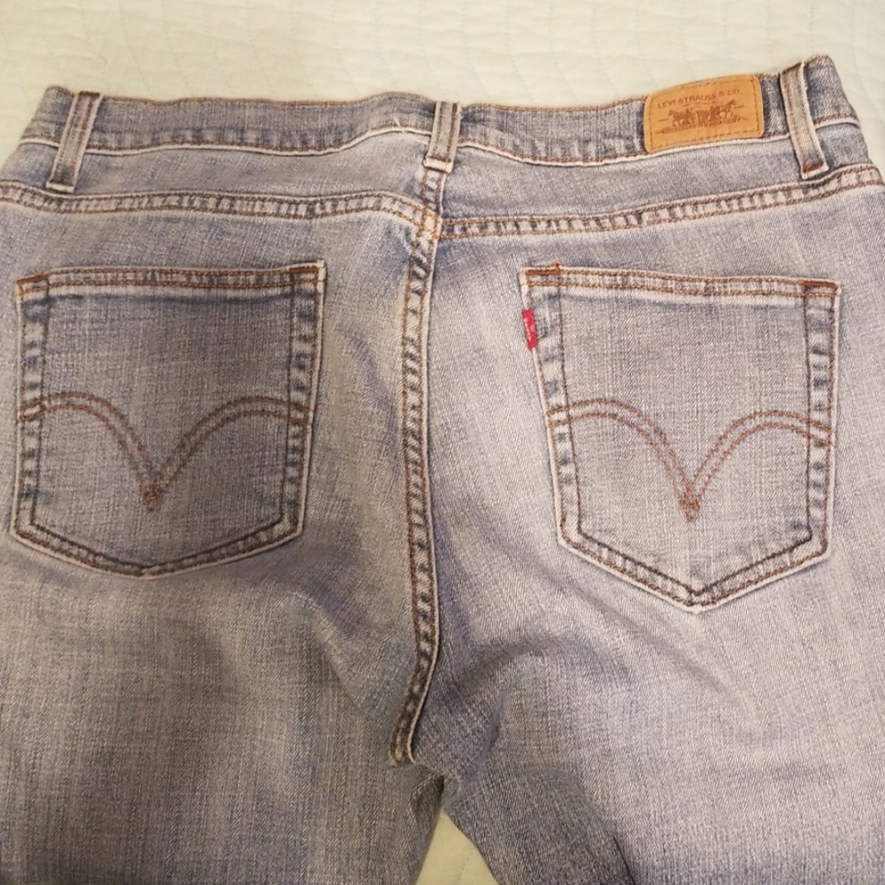 Blue jeans.